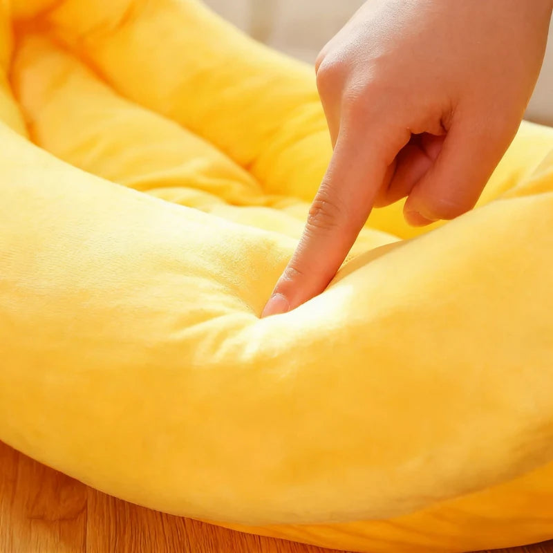 Banana Pet House Dog Cat Nest Warm Plush Toys Soft Plush Stuffed Cushion Creative Banana Home Living Room Decoration
