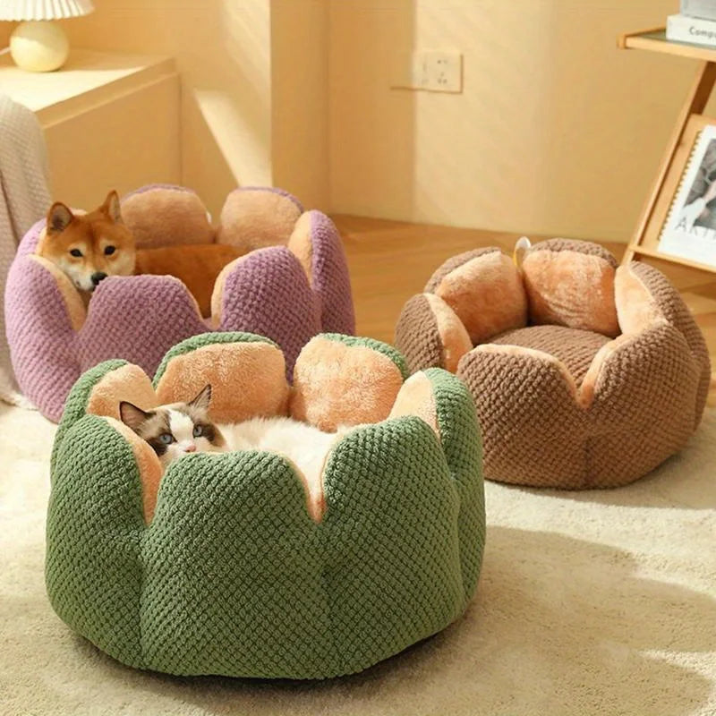 Petal Shaped Pet Bed, Plush Round Dog & Cat Cushion Mat with Knitted Texture, Ultra Soft Warm Nest for Kittens Puppies in Winter