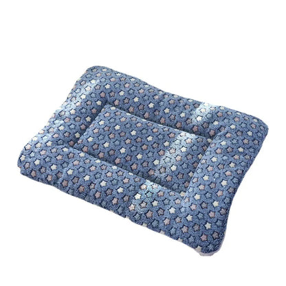 Thickened Comfortable Warm Small Cat Sleeping Cushion Skin-friendly Cute Winter Medium Dog Sofa Mat for Puppy Bed Accessories