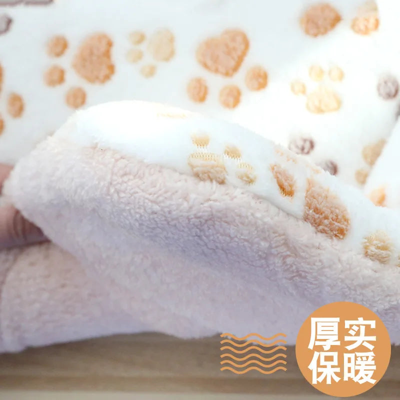 Thickened Comfortable Warm Small Cat Sleeping Cushion Skin-friendly Cute Winter Medium Dog Sofa Mat for Puppy Bed Accessories