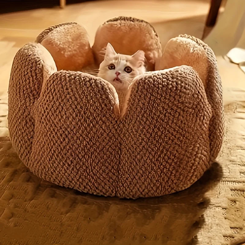 Petal Shaped Pet Bed, Plush Round Dog & Cat Cushion Mat with Knitted Texture, Ultra Soft Warm Nest for Kittens Puppies in Winter